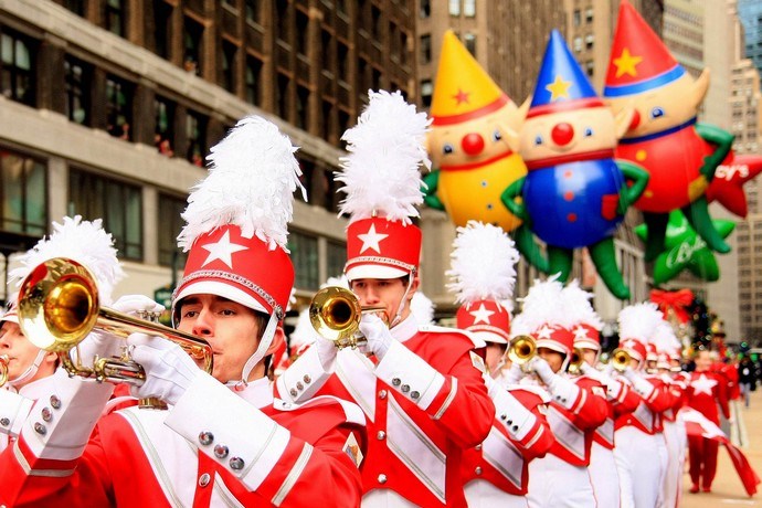 Macy's Thanksgiving Day Parade Fanfare