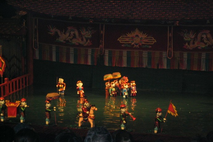 Marionetten op het water