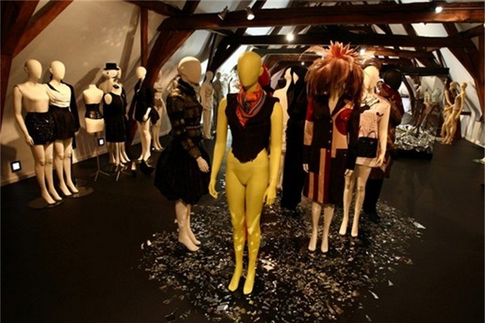 Modemuseum Hasselt poppen